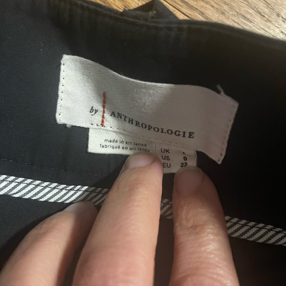 Anthropologie NWT High waisted, ultra wide leg, pleated cropped pants - Size 0 - Picture 4 of 13